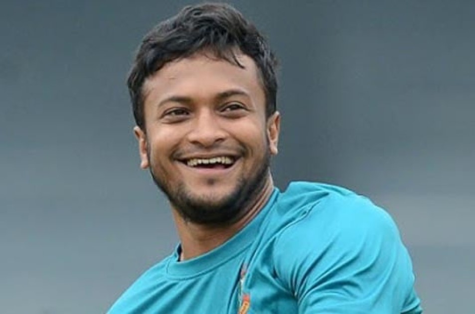 ব্যাটে-বলে উজ্জ্বল সাকিব, বড় জয় পেল গল টাইটান্স