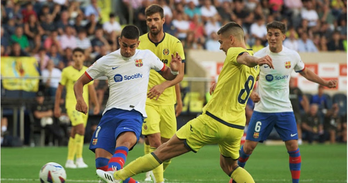রোমাঞ্চকর লড়াইয়ে ভিয়ারিয়ালকে হারালো বার্সেলোনা