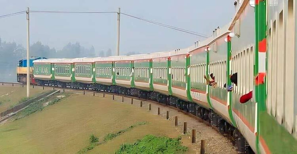 শেষ দিনের ট্রেনের অগ্রিম টিকিট বিক্রি শুরু