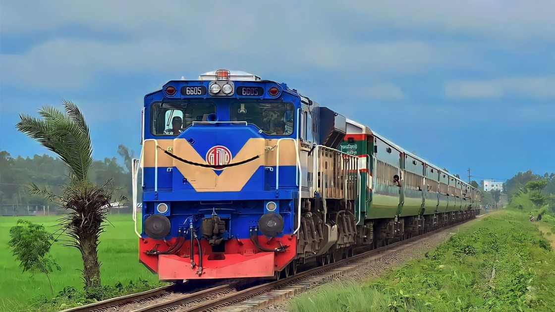১৫টি প্রধান রুটে যত বাড়ছে ট্রেনের ভাড়া