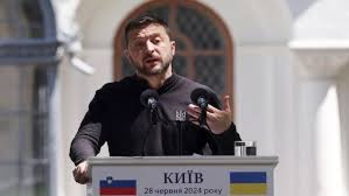 রাশিয়ার সঙ্গে যুদ্ধ বন্ধ করতে চান জেলেনস্কি,তৈরি করছেন নতুন পরিকল্পনা