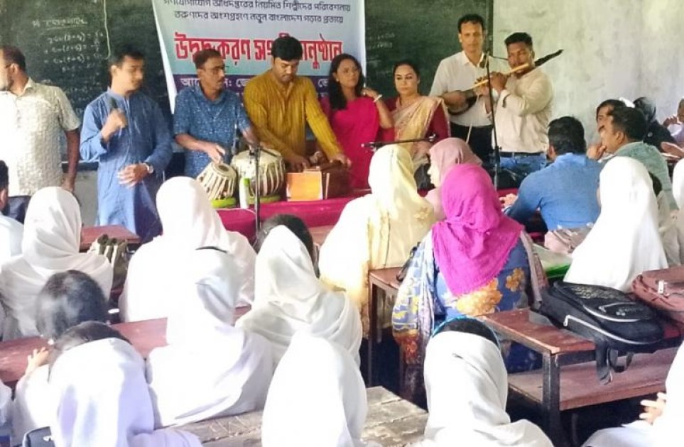 ভোলা জেলা তথ্য অফিস আয়োজনে উদ্বুদ্ধকরণ সংগীতানুষ্ঠান