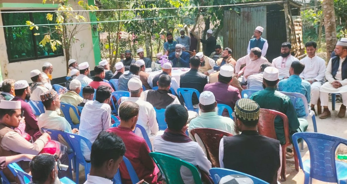 ভোলার দৌলতখানে জামায়াতের উঠান বৈঠক অনুষ্ঠিত হয়েছে