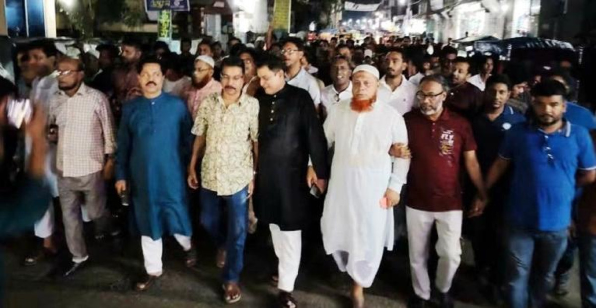স্পিকার মেজর হাফিজ উদ্দিন আহমেদ ভারপ্রাপ্ত রাষ্ট্রপতি হওয়ায় লালমোহনে আনন্দ মিছিল